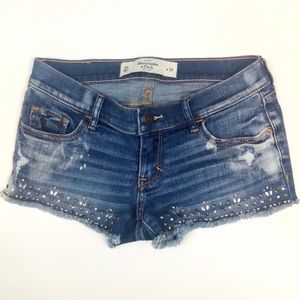 Abercrombie & Fitch/ studded shorts
